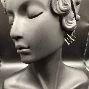 Black Gmai Needle Claw Earrings with Cubic Zirconia